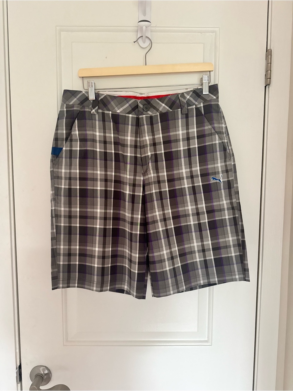 Puma Men’s Gray Plaid Golf Shorts with Blue Logo - Size 32